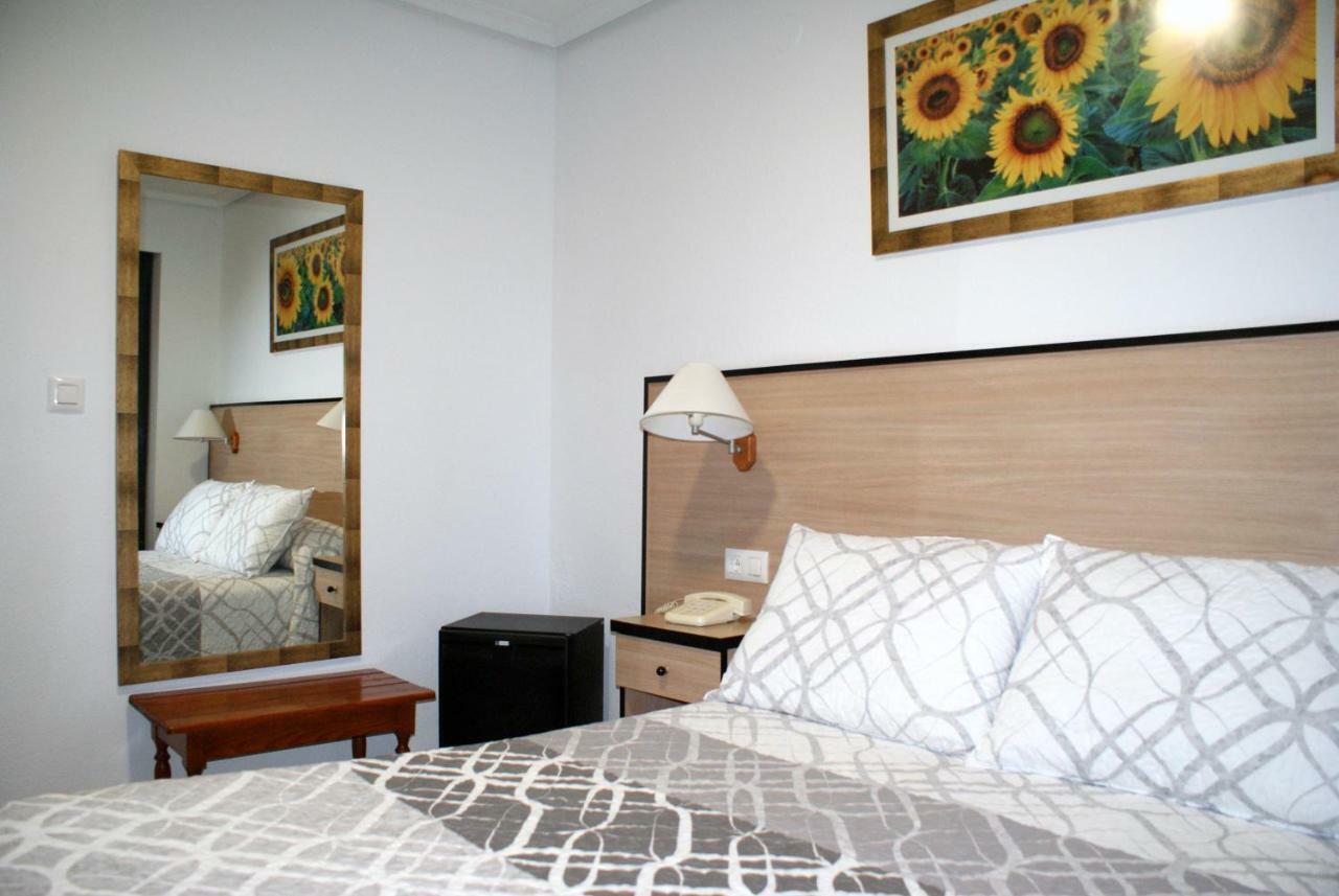 Hotel Carabela 2 Кульєра Екстер'єр фото